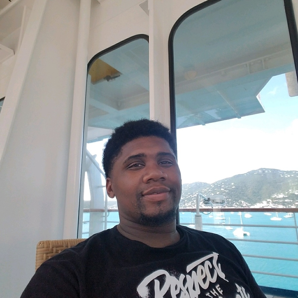 Meet your Posher, Justin